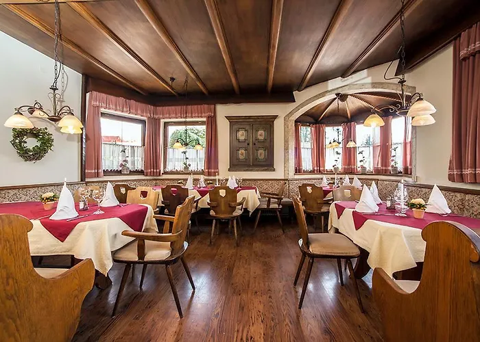 Kaiserhotel Neuwirt Oberndorf in Tirol