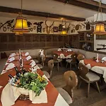 Kaiserhotel Neuwirt Szálloda 3*