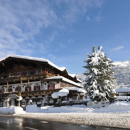 Szálloda Kaiserhotel Neuwirt Oberndorf in Tirol
