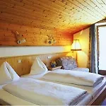 Kaiserhotel Neuwirt 3*