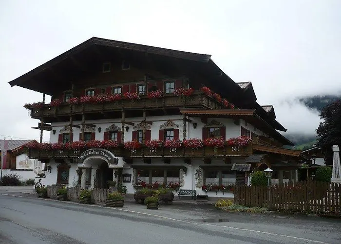 Kaiserhotel Neuwirt فندق اوبرندورف ان تيرول
